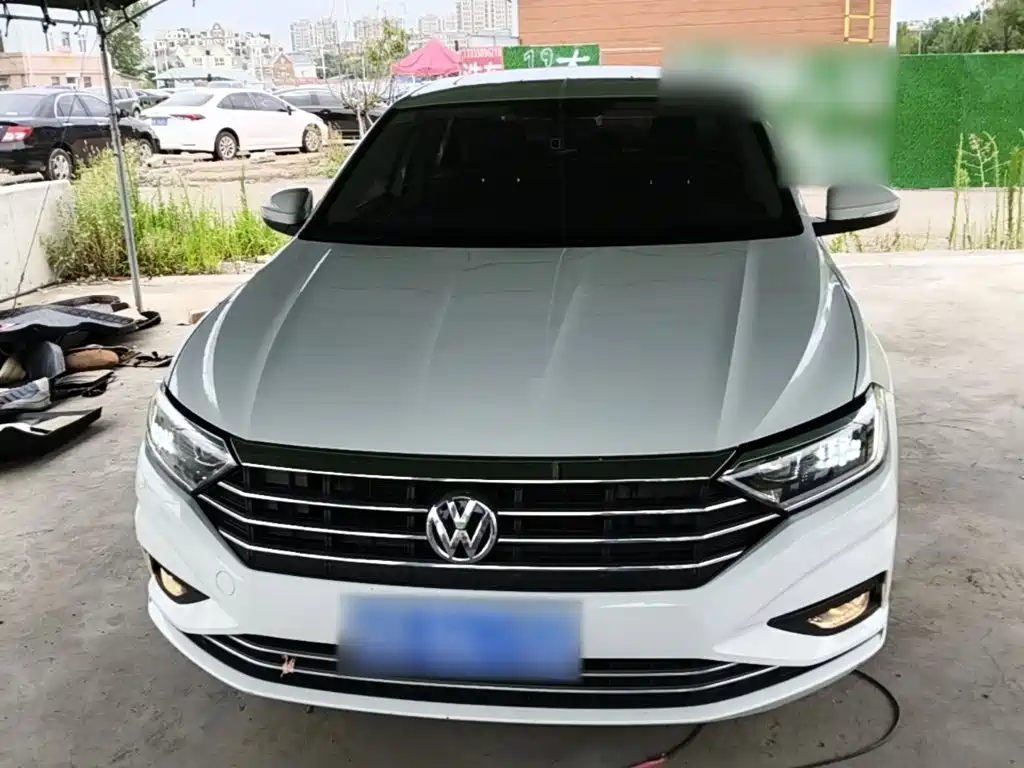 Volkswagen Sagitar 2021
