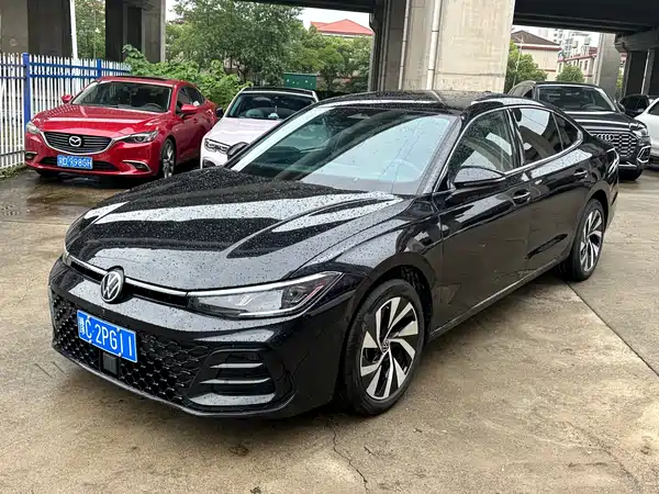 Volkswagen Passat 2025