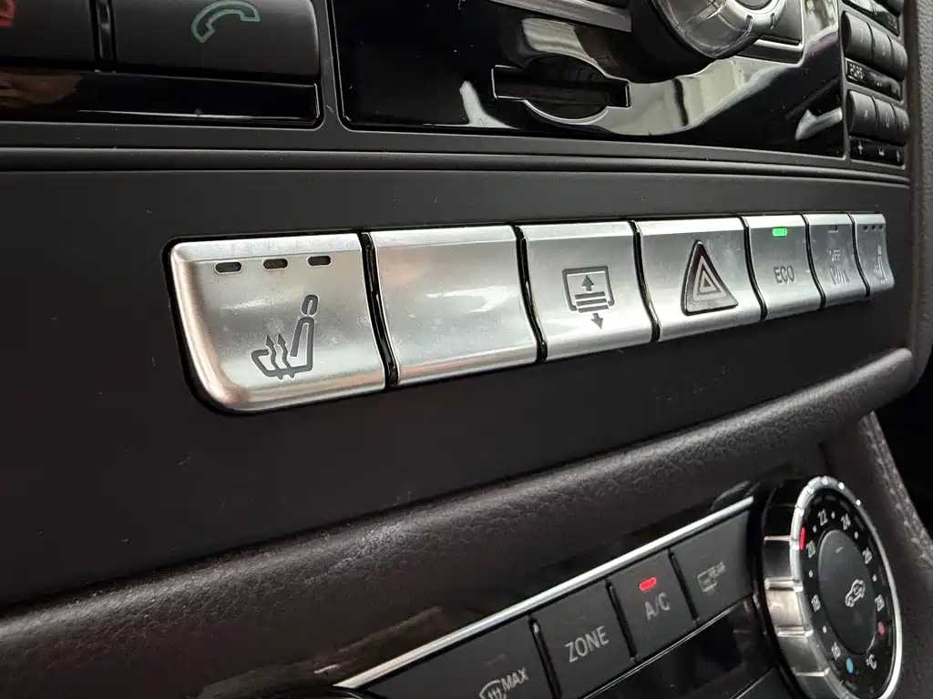 Mercedes-Benz CLS 2014 — фото 12