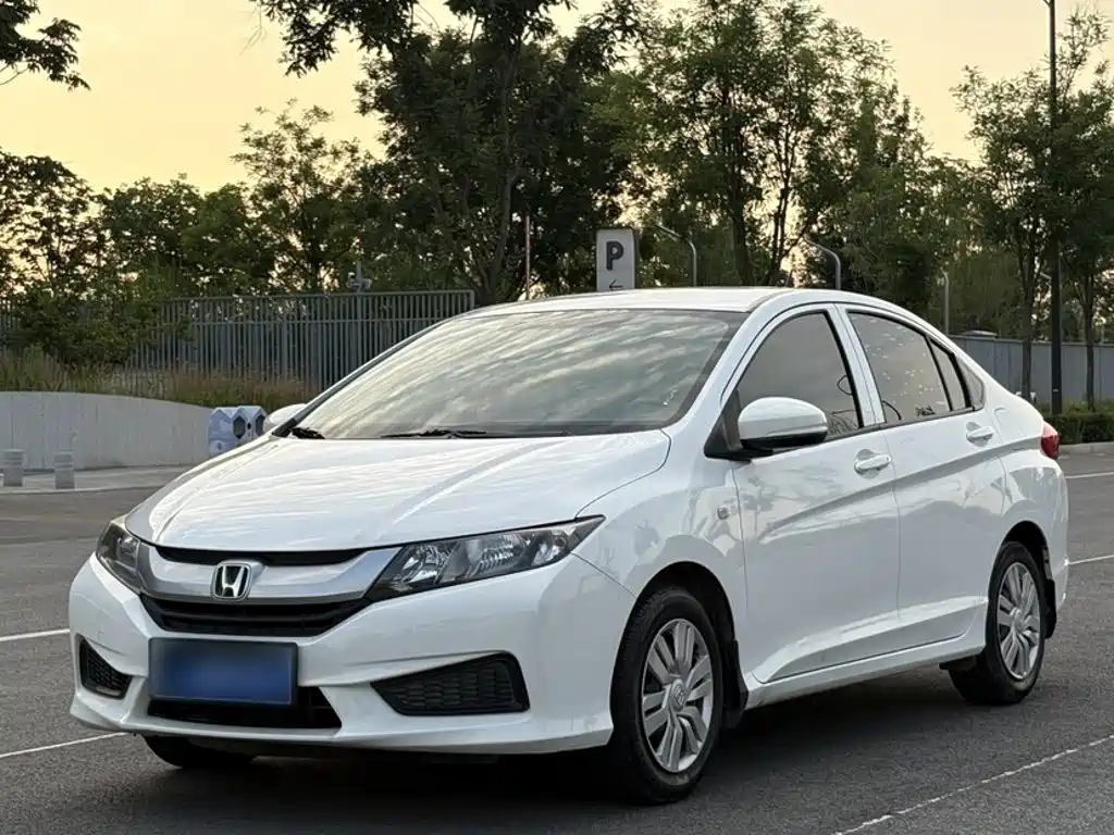 Honda City 2017 — фото 1