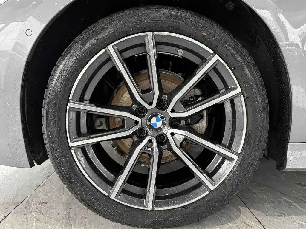BMW 3 Series 2023 — фото 14