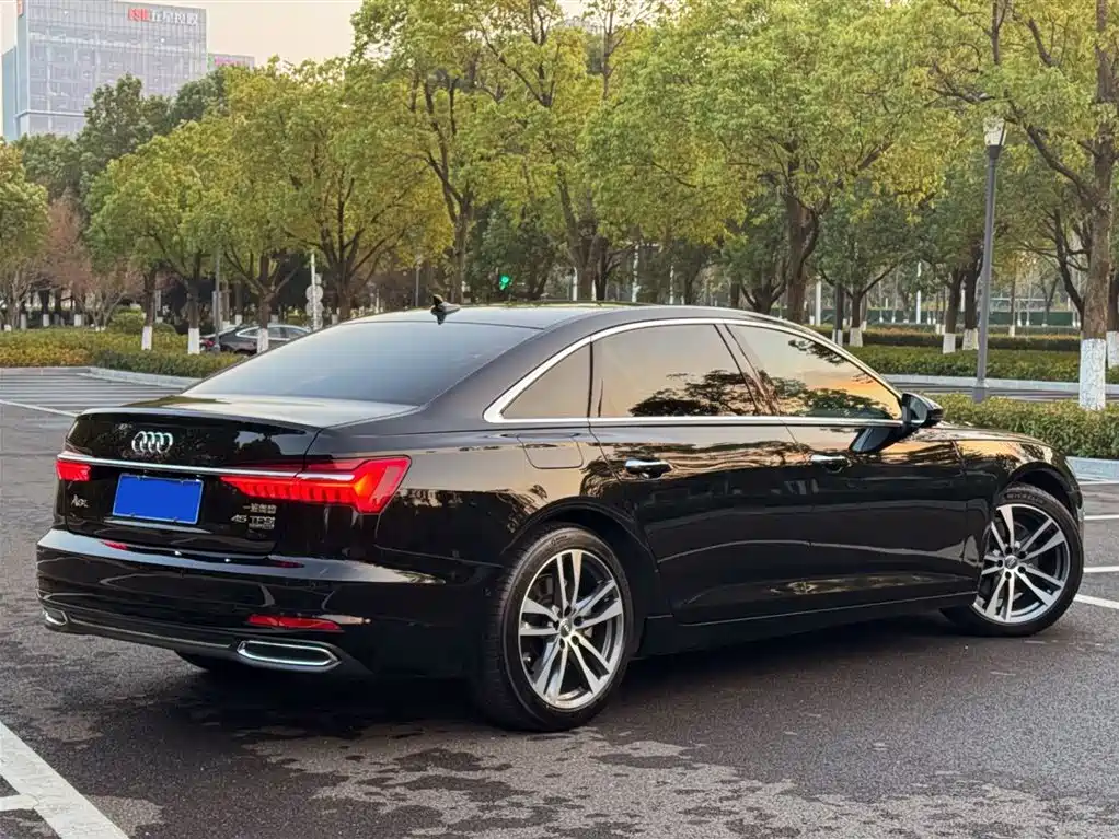 Audi A6L 2021 — фото 4