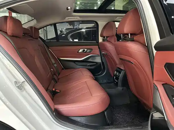 BMW i3 2023