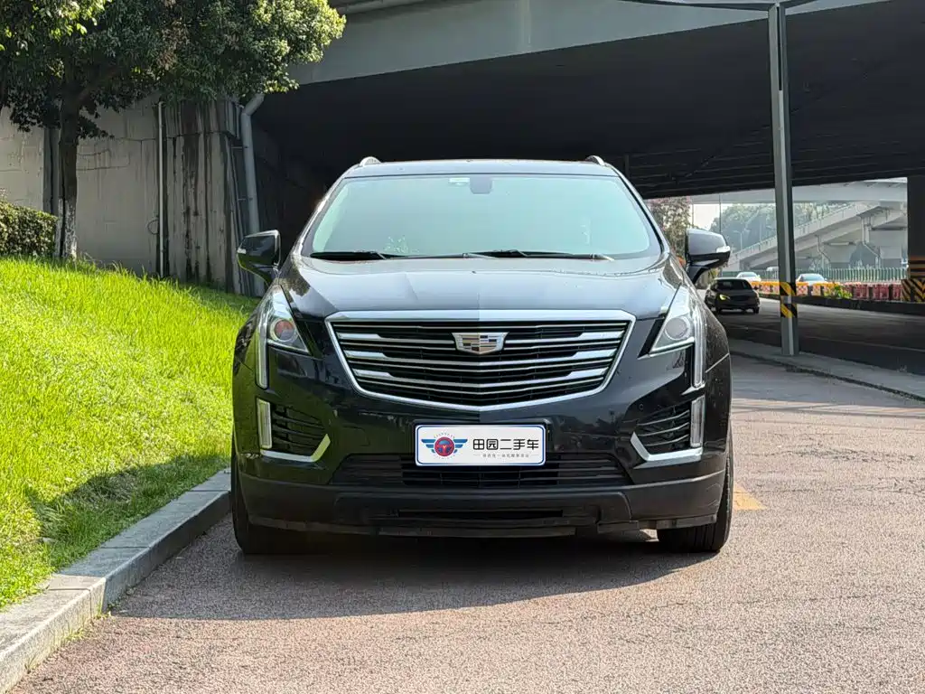 Cadillac XT5 2018 — фото 2