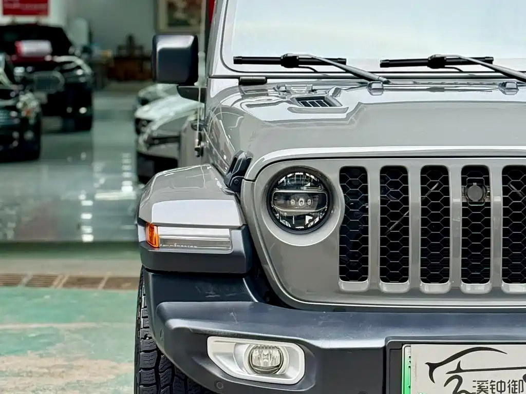 Jeep Wrangler PHEV 2022 — фото 8