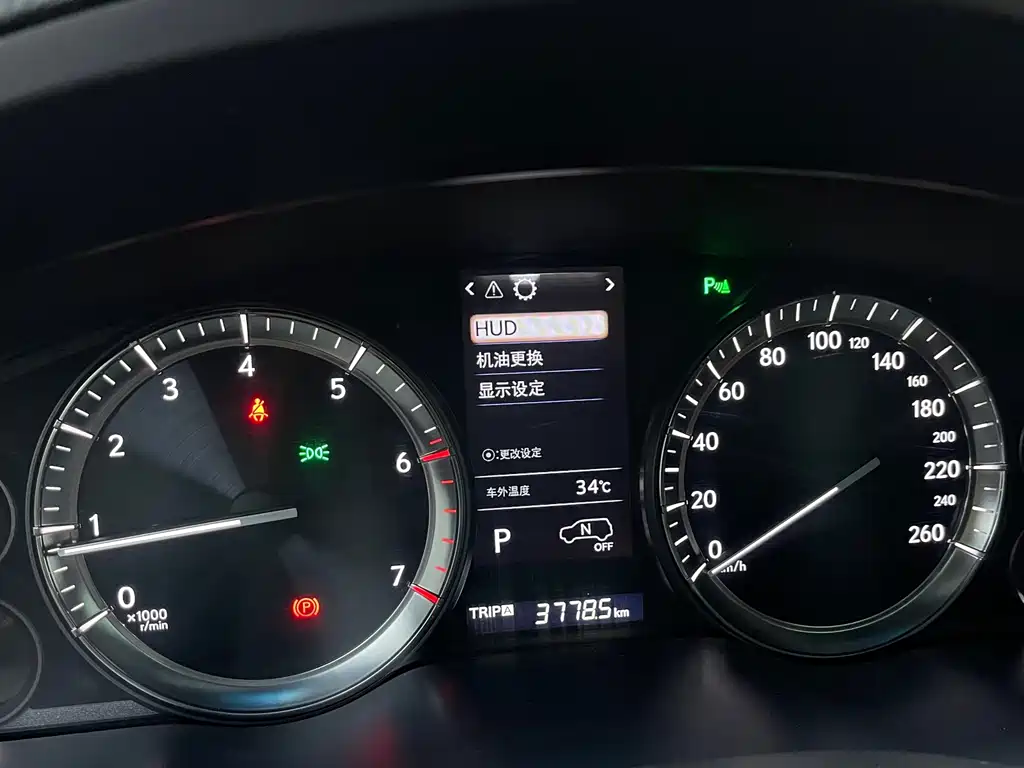 Lexus LX 2017 — фото 11