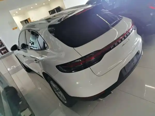 Porsche Macan 2020