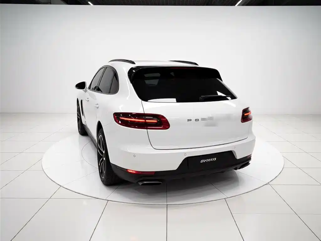 Porsche Macan 2017 — фото 6