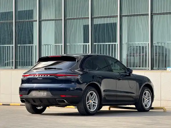 Porsche Macan 2020