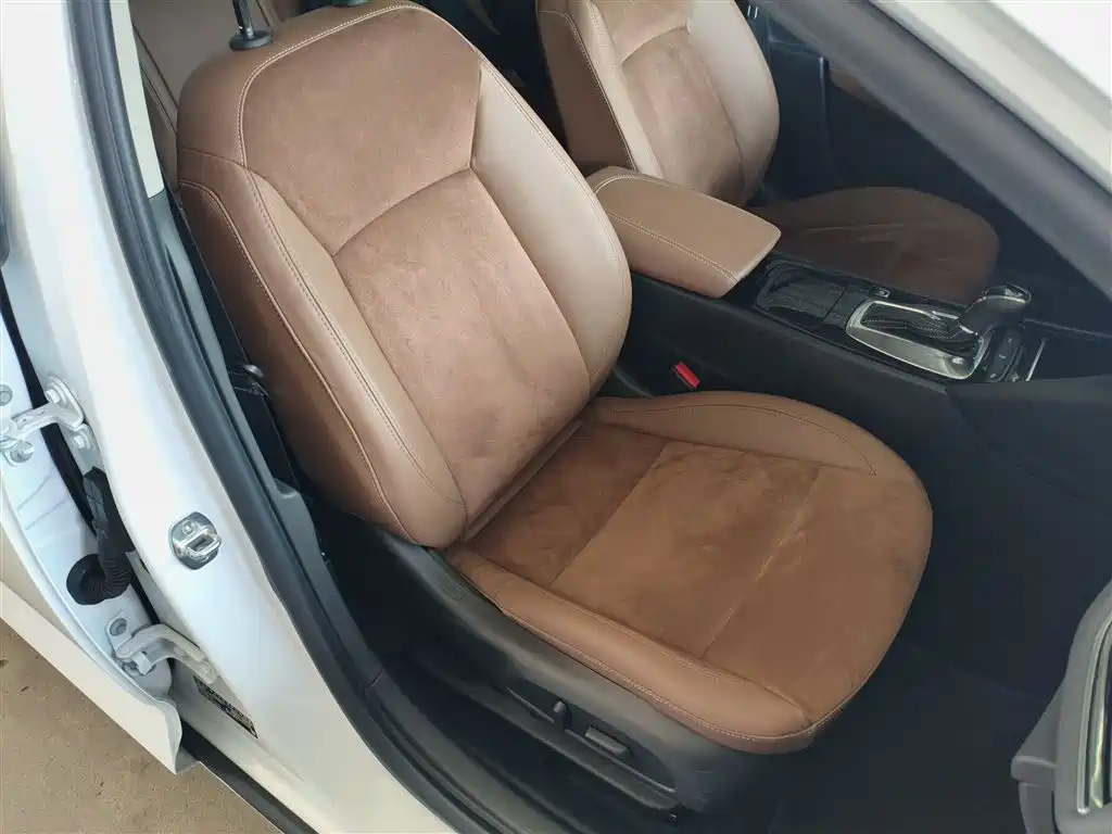 Buick Regal 2020 — фото 16