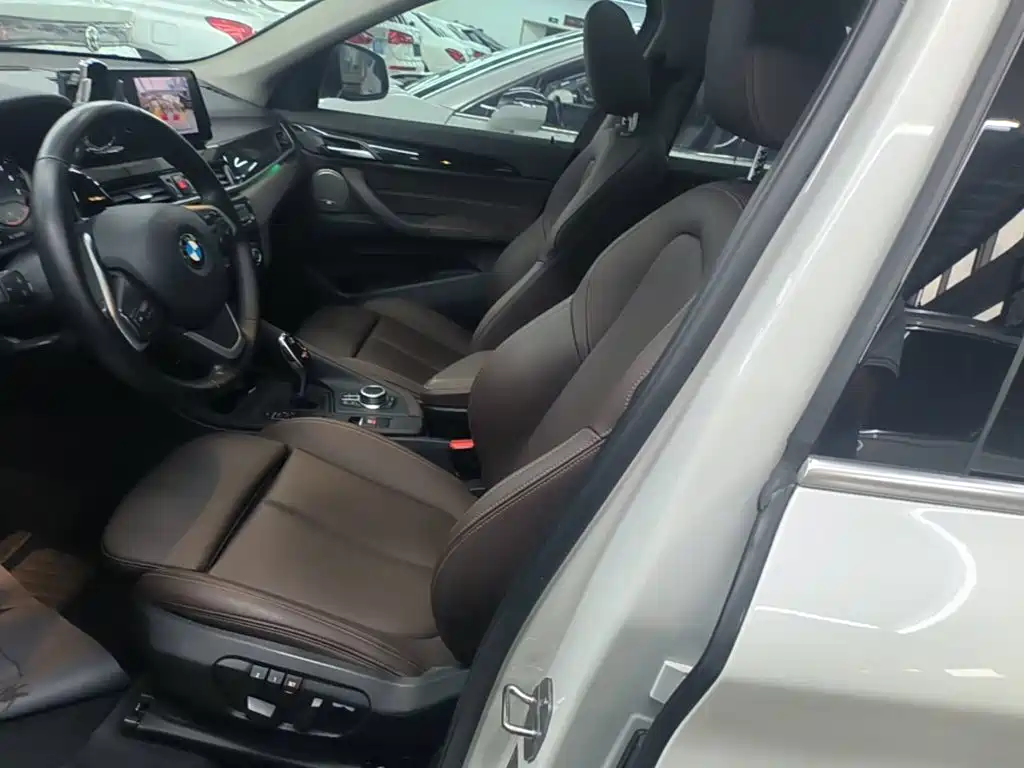 BMW X1 2020 — фото 15