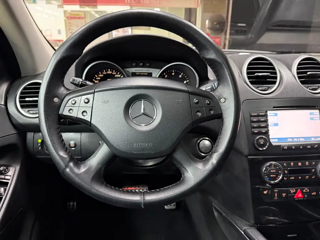 Mercedes-Benz M-Class AMG 2007 — фото 11
