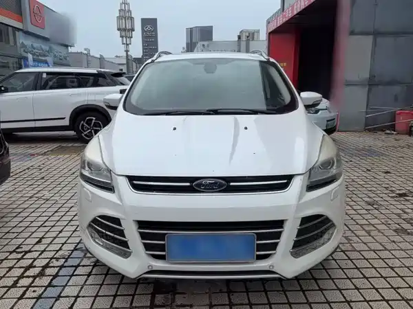 Ford Kuga 2014