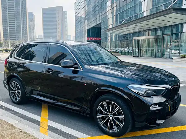 BMW X5 2021