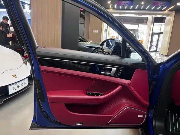 Porsche Panamera 2019