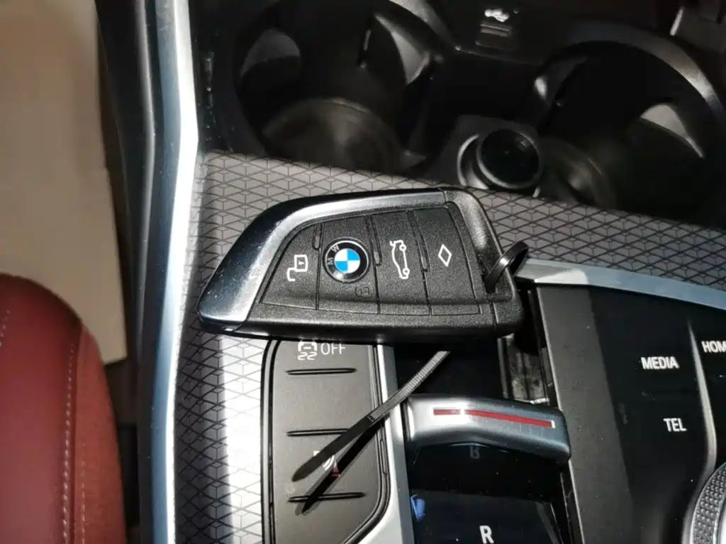 BMW i3 2024 — фото 9