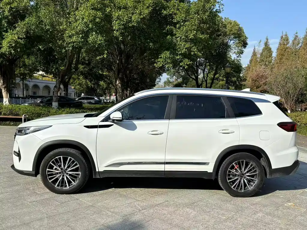 Chery Tiggo 8 PRO 2023 — фото 16