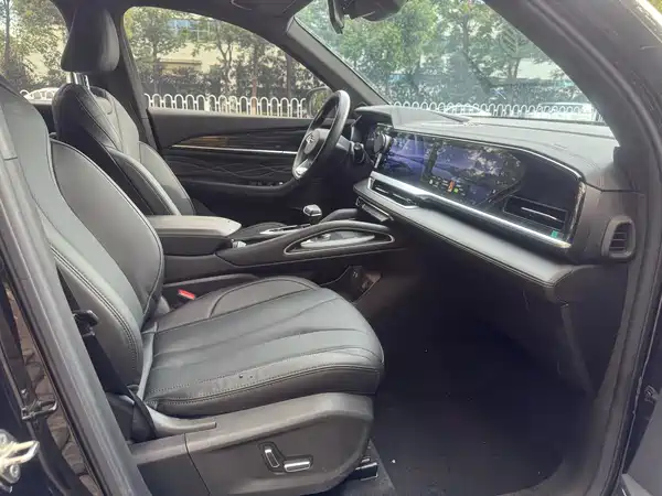 Geely Xingyue L 2024
