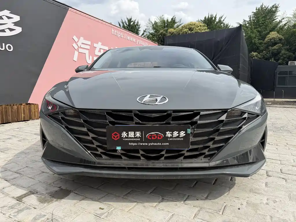 Hyundai Elantra 2021 — фото 2
