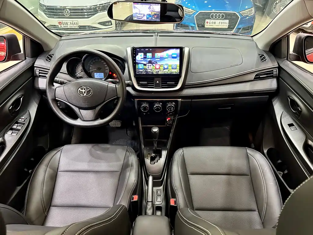 Toyota Yaris L 2019 — фото 12