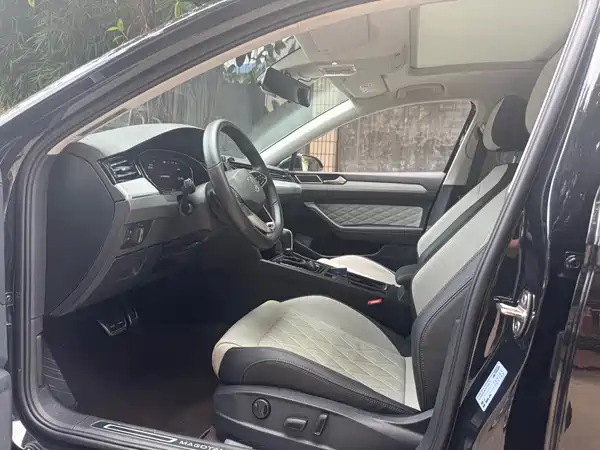 Volkswagen Magotan 2024