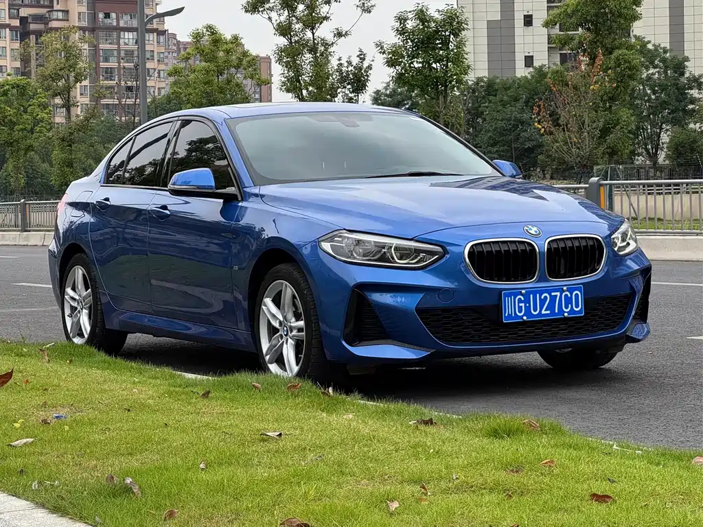 BMW 1 Series 2020 — фото 3