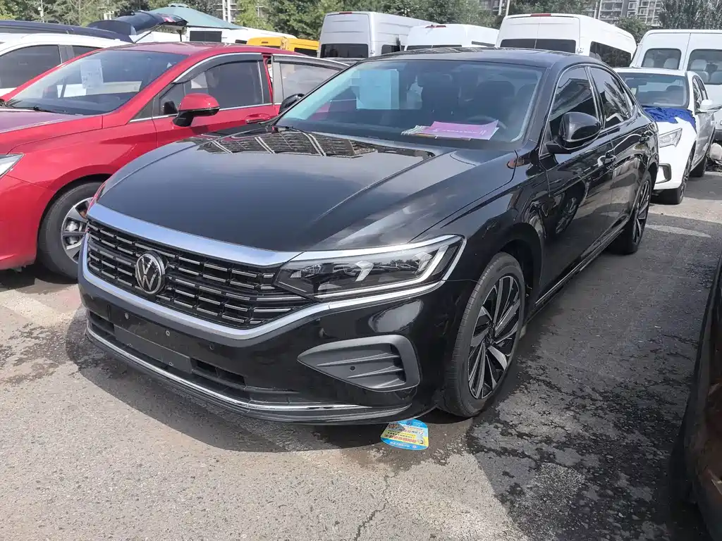 Volkswagen Passat 2024