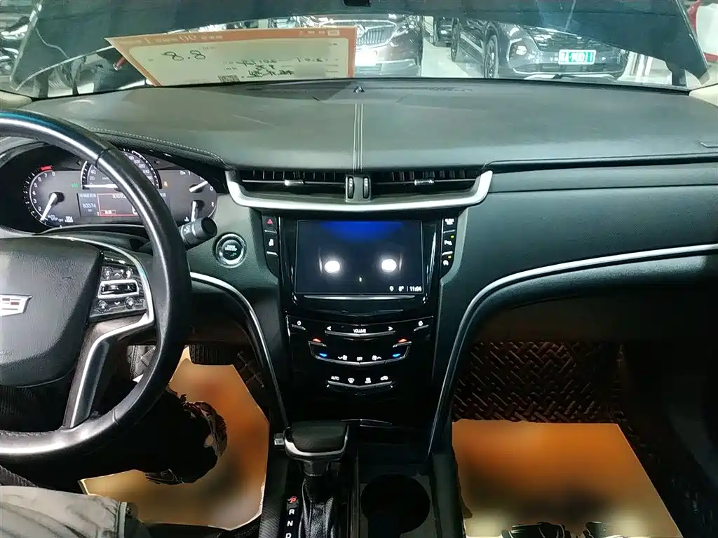 Cadillac XTS 2019 — фото 10