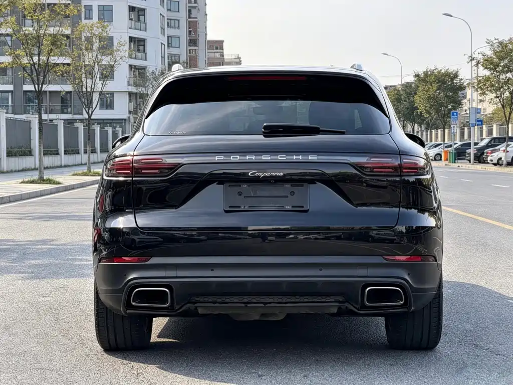 Porsche Cayenne 2018 — фото 8