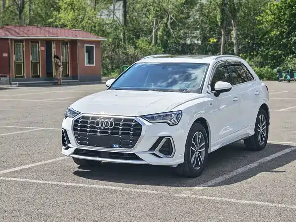 Audi Q3 2022
