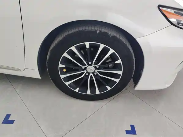 Lexus ES 2016