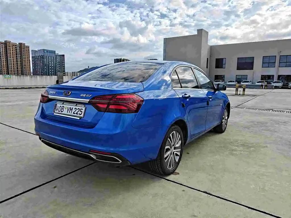 Geely New Energy 2018 — фото 4
