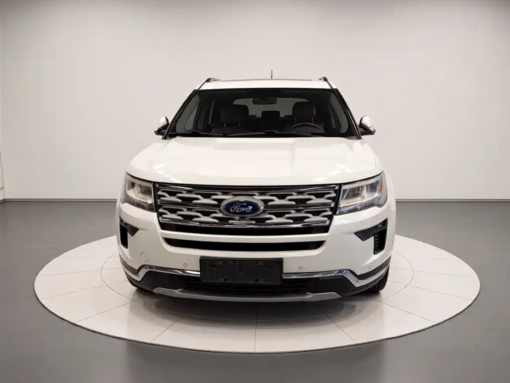 Ford Explorer 2019 — фото 3