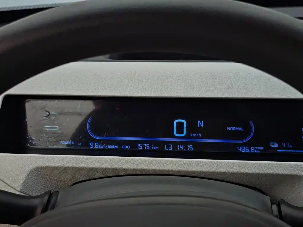 Geely Galaxy Panda 2025 — фото 11