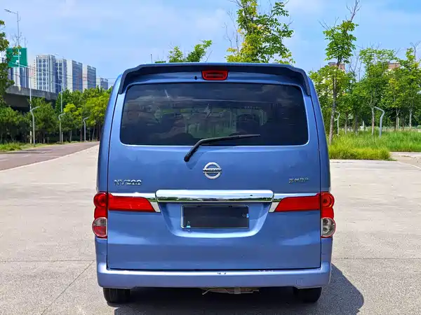 Nissan NV200 2013