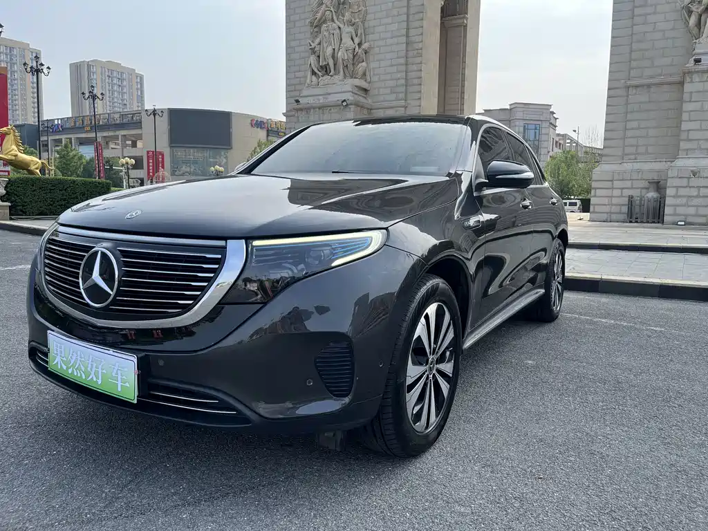 Mercedes-Benz EQC 2021