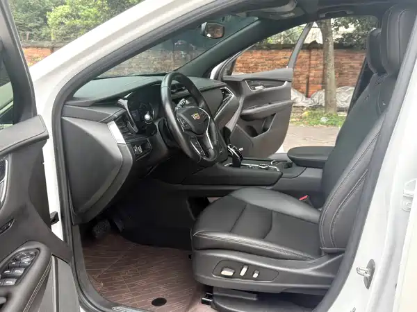Cadillac XT5 2021