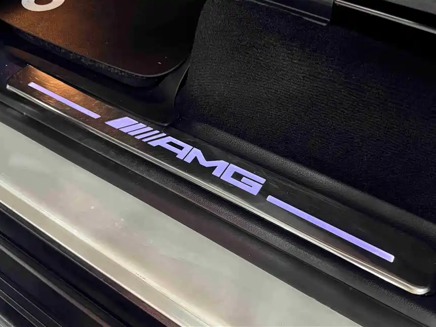 Mercedes-Benz G-Class 2019 — фото 17