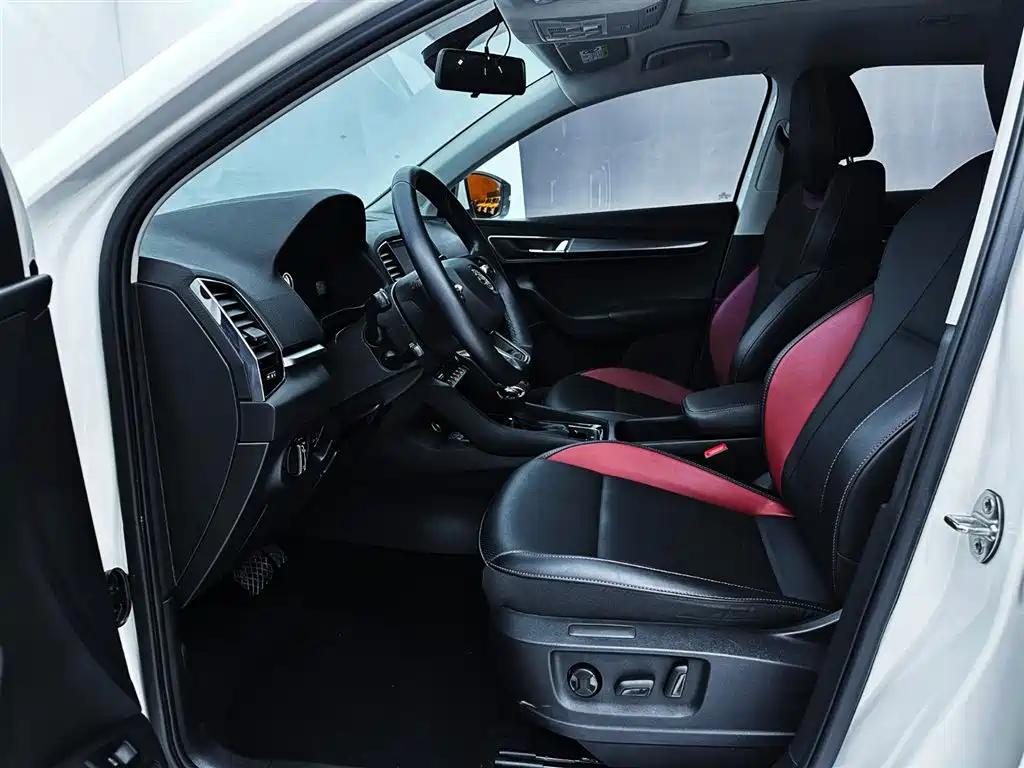 Skoda Karoq 2022 — фото 13