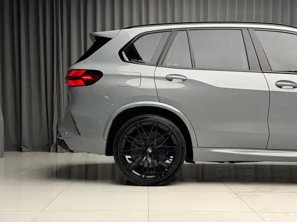 BMW X5 M 2024