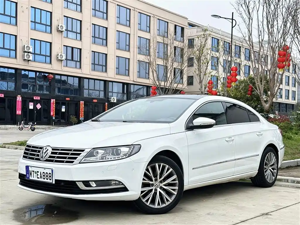 Volkswagen CC 2018 — фото 1