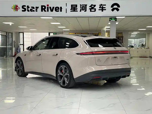 NIO ET5T 2023