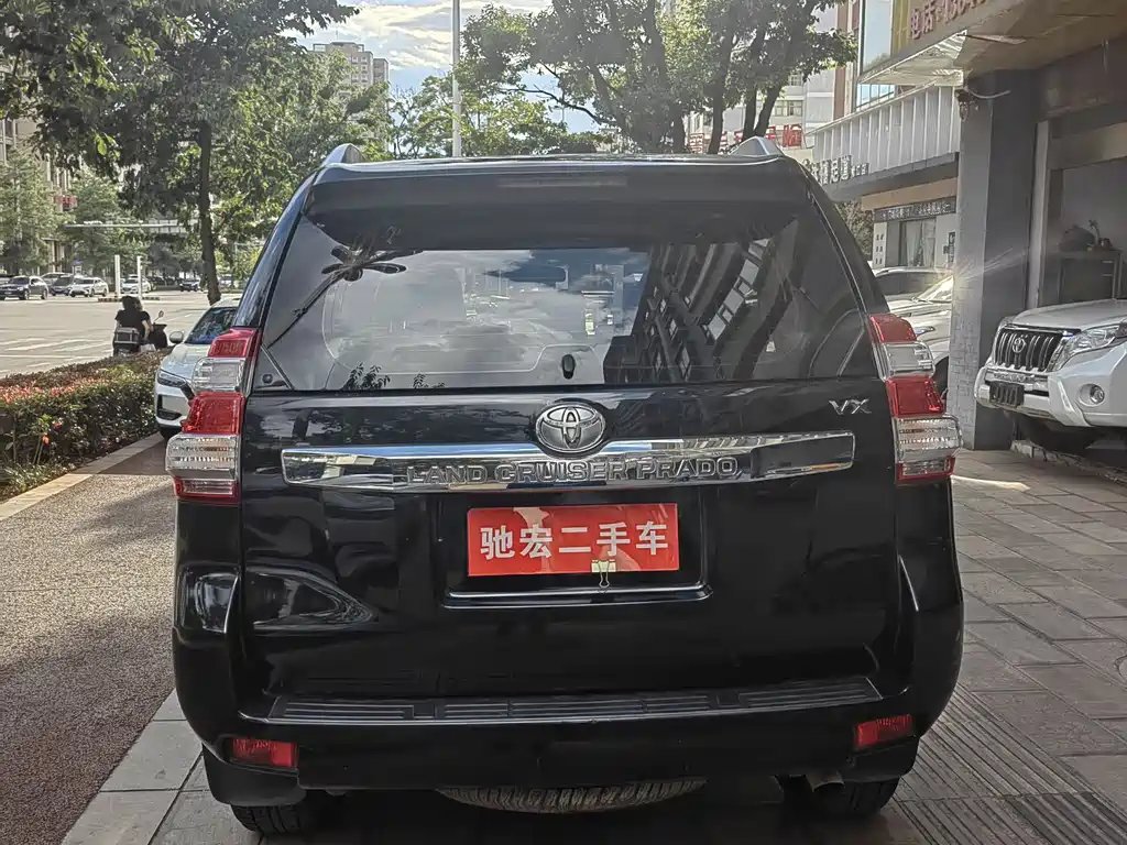 Toyota Prado 2018 — фото 2