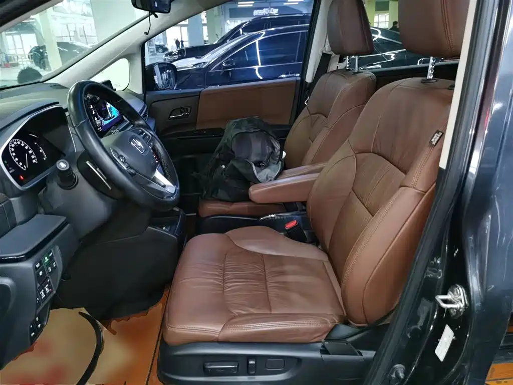 Honda Odyssey 2023 — фото 11
