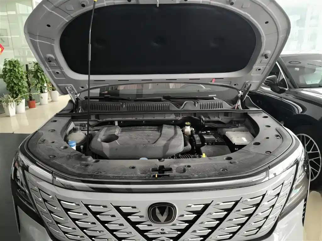Changan CS75 PLUS 2025 — фото 16