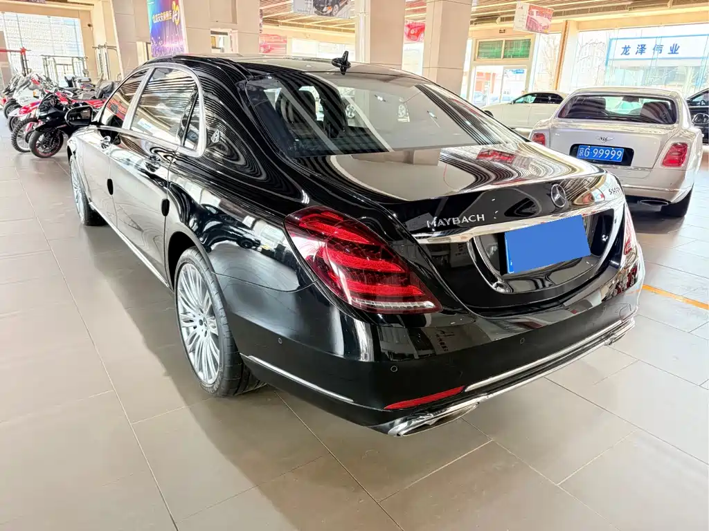Mercedes-Benz Maybach S-Class 2018 — фото 13
