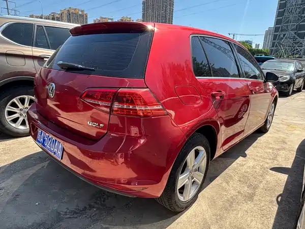Volkswagen Golf 2014