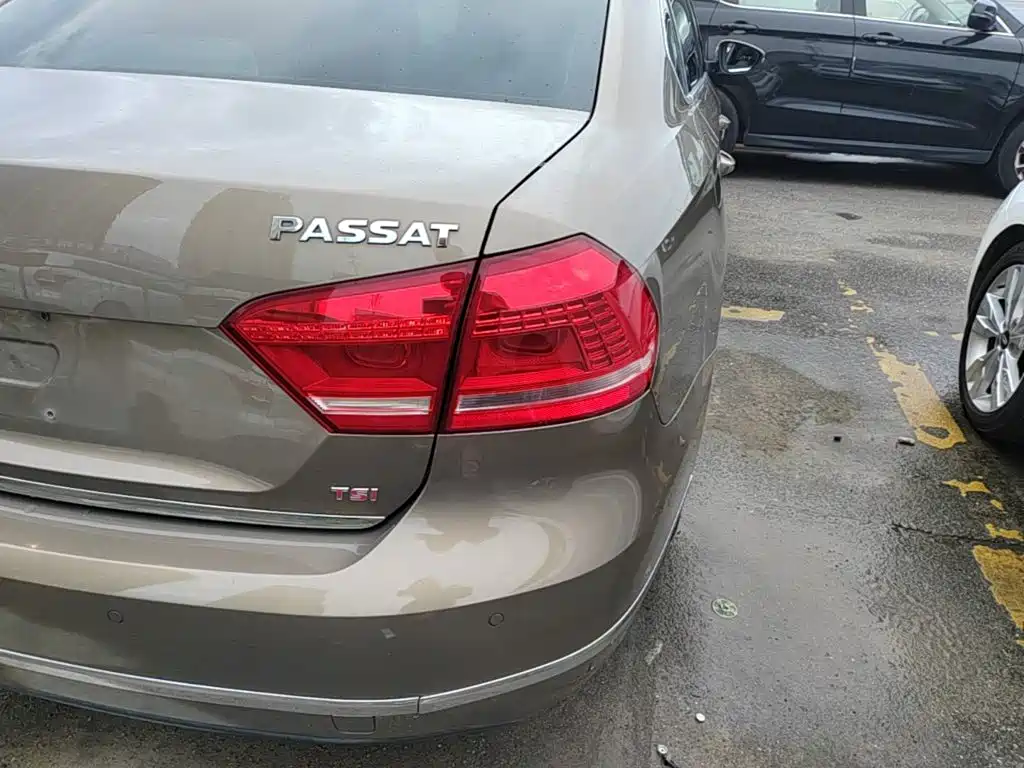 Volkswagen Passat 2015 — фото 24