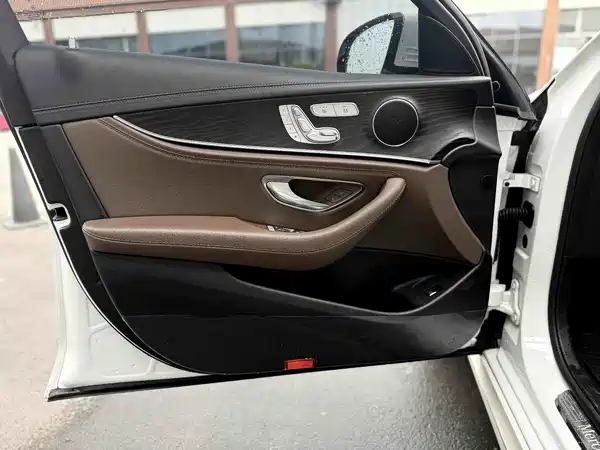 Mercedes-Benz E-Class 2018