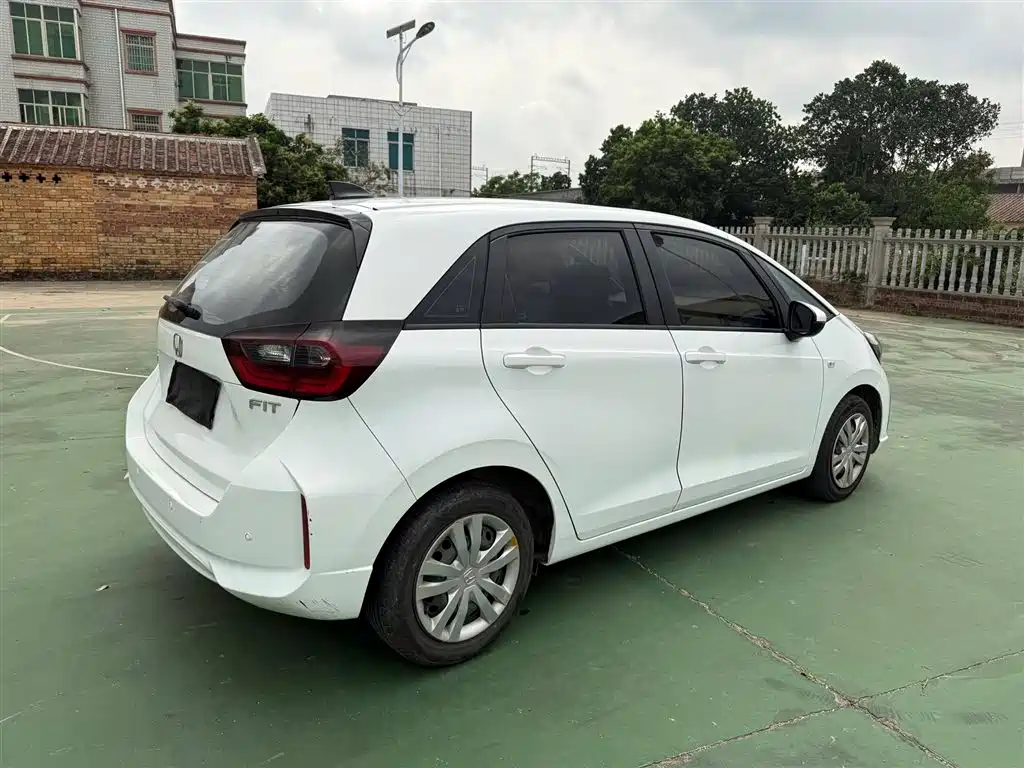 Honda Fit 2023 — фото 6